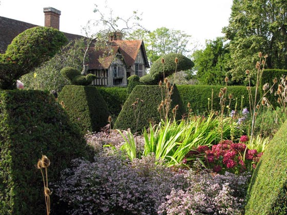 [Great Dixter, UK]